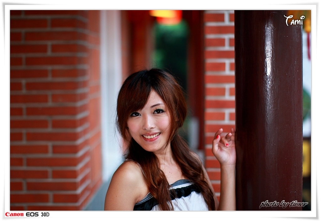 台湾清纯美女-Tami-兒童育樂中心外拍